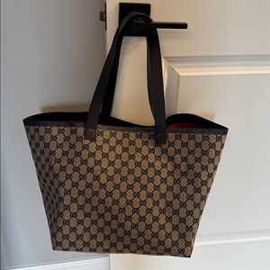 Gucci navy and beige tote